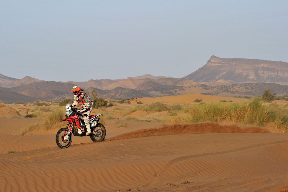 Laia Sanz vuelve a competir en Marruecos pensando en el Dakar