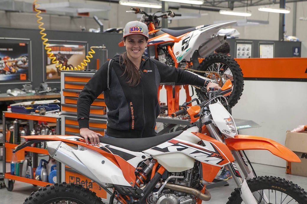 Intenso programa de competición para Laia Sanz a su paso por KTM