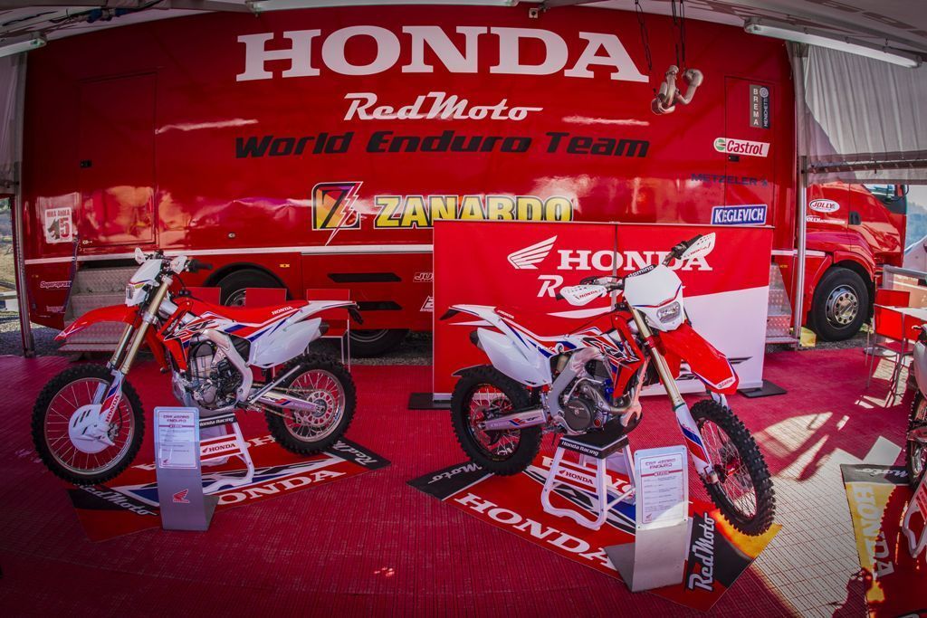 Vuelven las Honda CRF-R en versión Enduro 2016