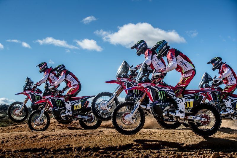 El Monster Energy Honda Team celebra su ‘Dakar Day’