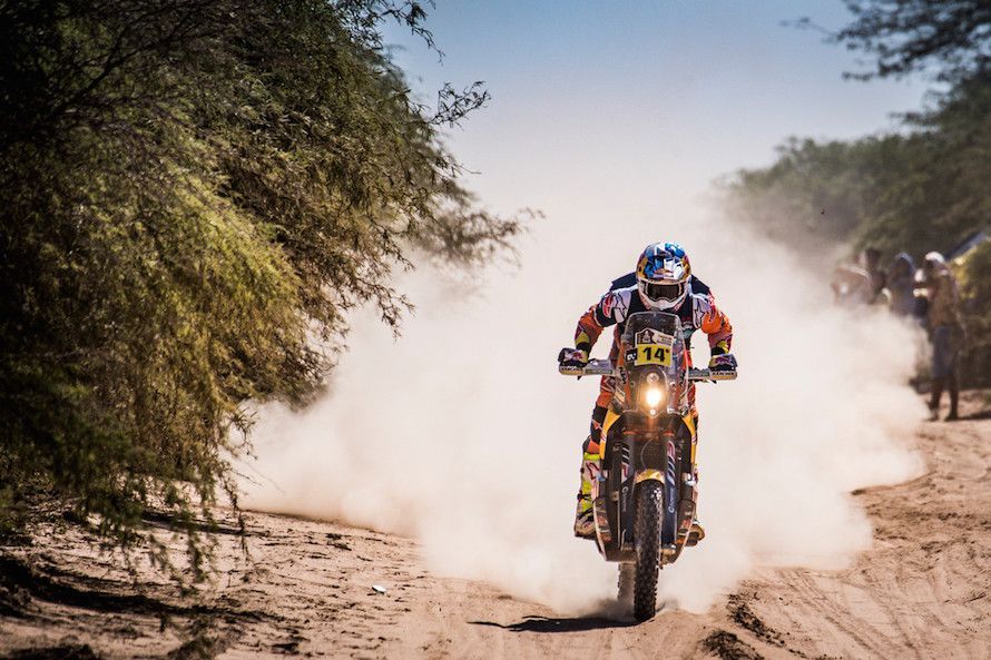 Toby Price vuela en la segunda etapa del Dakar 2017