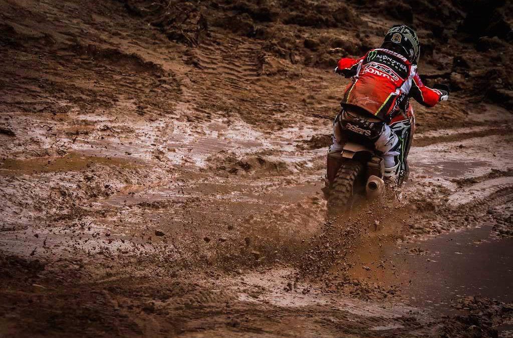 Joan Barreda gana la 7ª etapa del Dakar 2018 pero se lesiona la rodilla