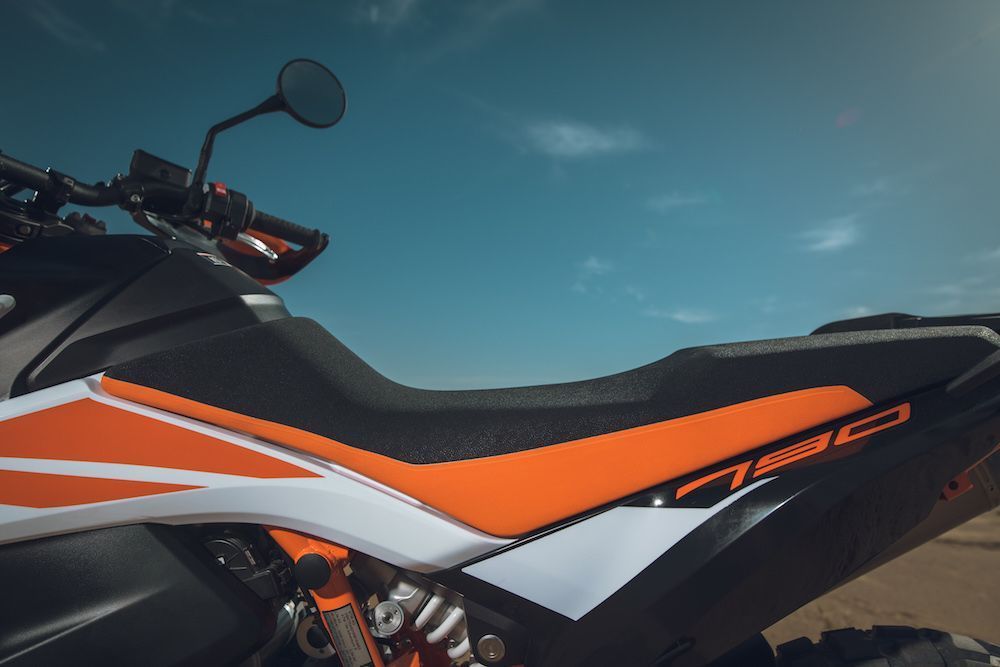 KTM 790 ADVENTURE