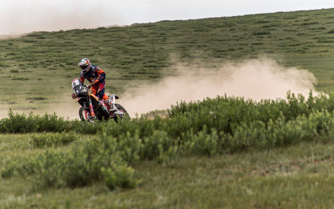 Victoria y liderato de Sam Sunderland en la 4ª etapa del Silk Way Rally