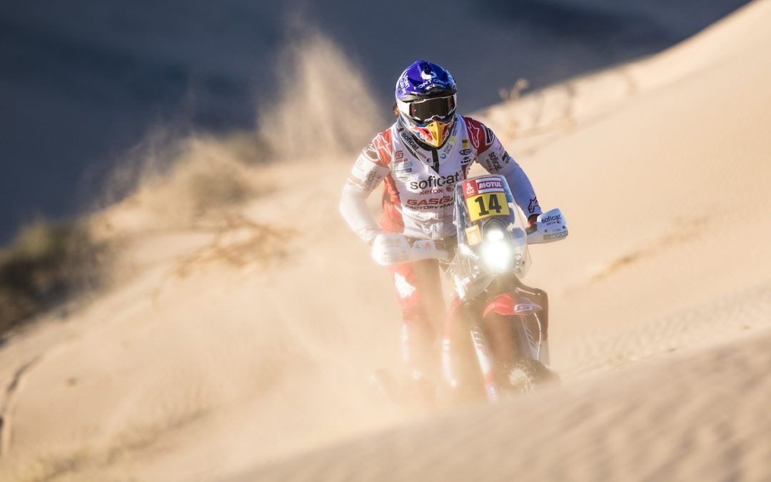 Laia Sanz consigue otro récord histórico al finalizar su décimo Dakar consecutivo