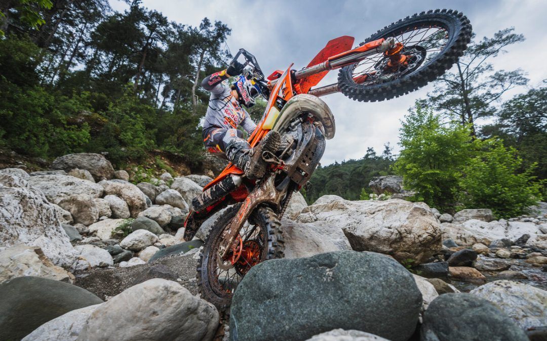 Vídeo KTM 300 EXC HARDENDURO 2024