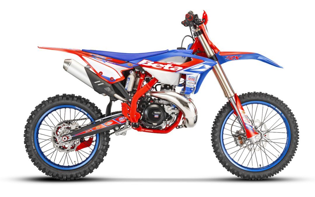 LLega a Europa la RX 300 2T MY 2024, la primera moto de Cross actual de Beta