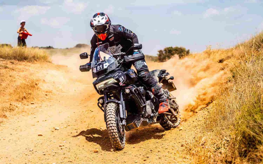 Joan Pedrero sigue haciendo historia al ganar la categoría Maxi Trail en la Baja España Aragón