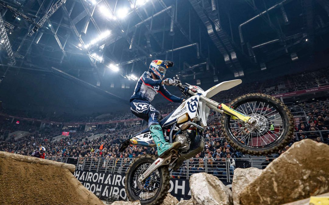 Nueva victoria de Billy Bolt en el SuperEnduro de Cracovia