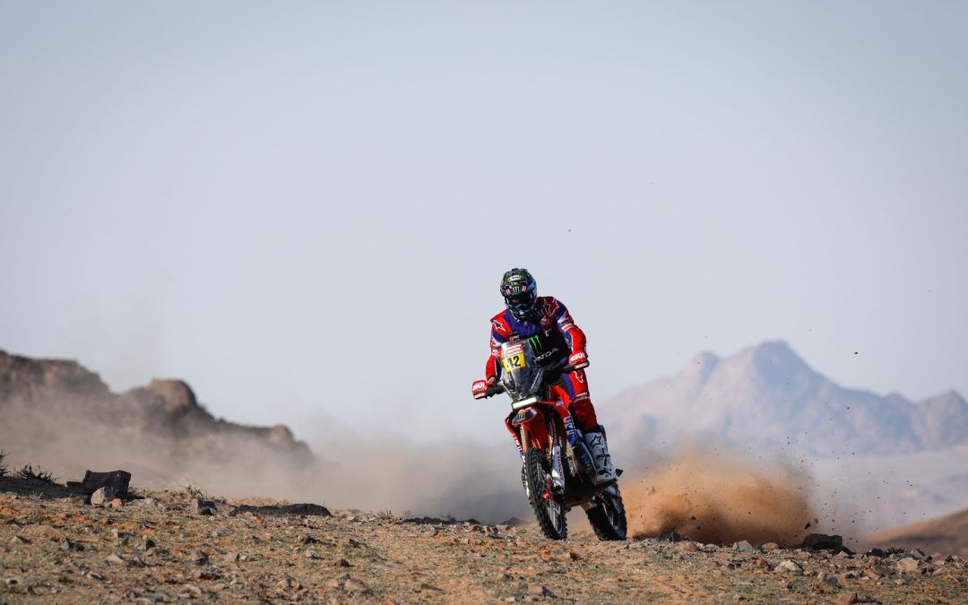 Honda ataca fuerte y consigue un triplete en la 9ª etapa del Dakar