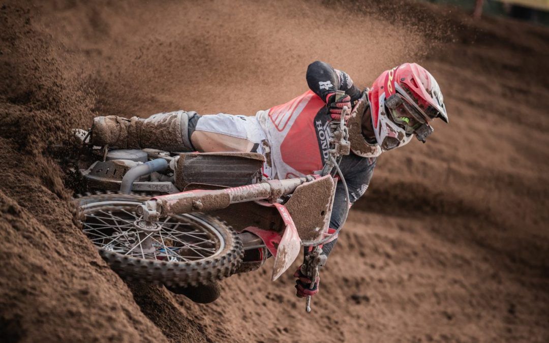 Zanchi y Gajser consiguen una impresionante doble victoria para el Team HRC