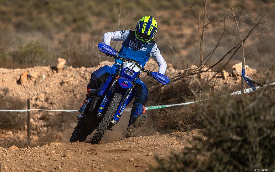 Aleix Saumell piloto del equipo oficial Yamaha Johansson en el Mundial de Enduro GP