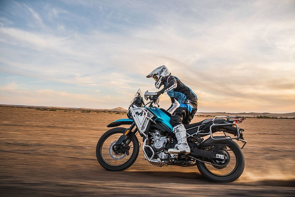 CFMOTO 450MT