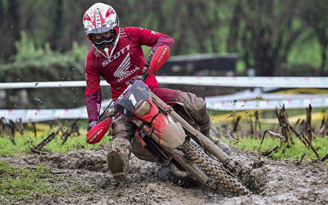 Steve Holcombe se impone en la 1ª prueba del Assoluti d’Italia 2024