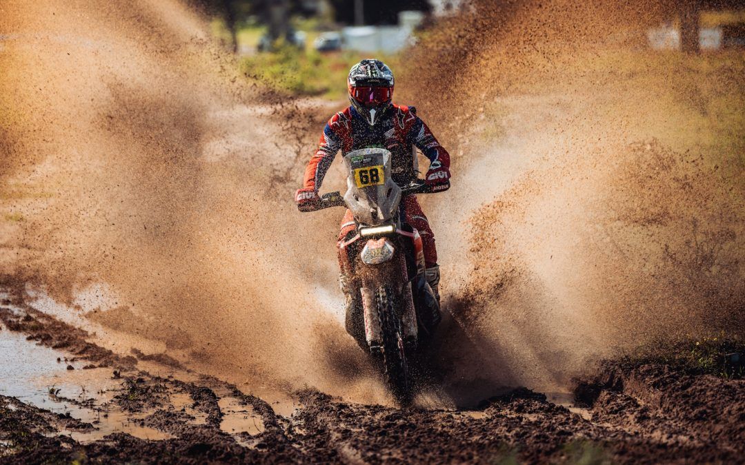Tosha Schareina lidera el BP Ultimate Rally-Raid Portugal 2024