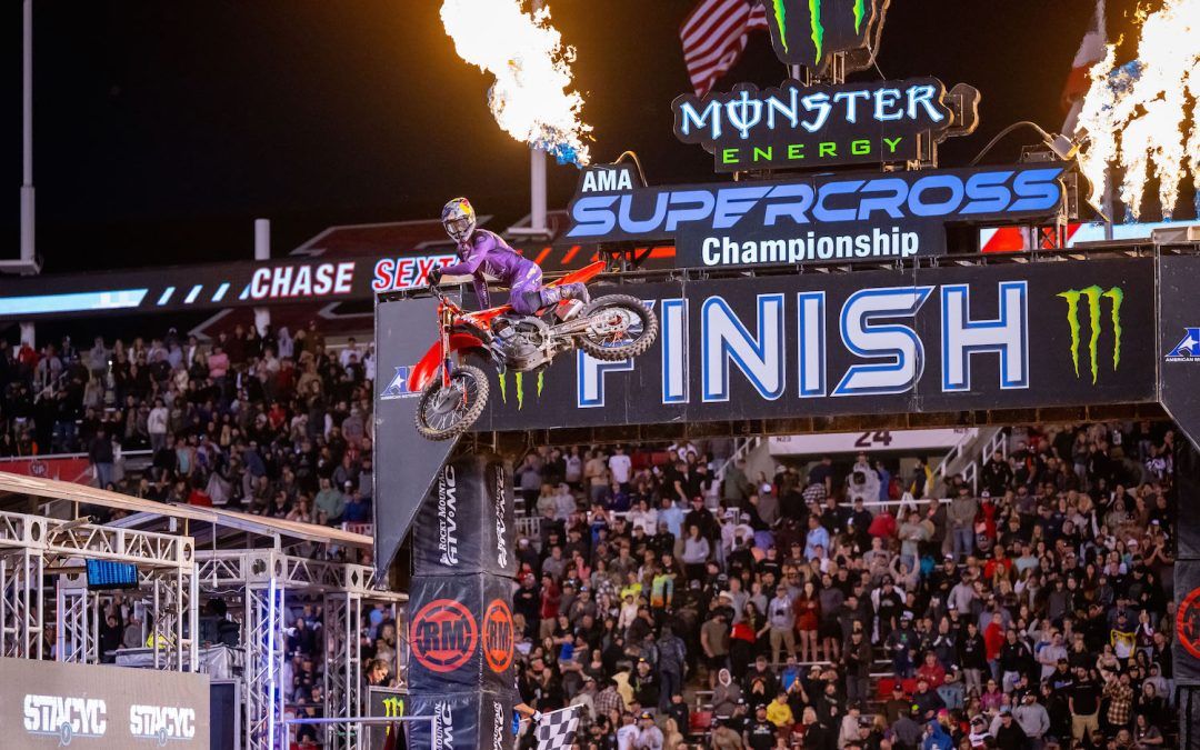 Jett Lawrence vence en el Campeonato de Supercross AMA 450 2024
