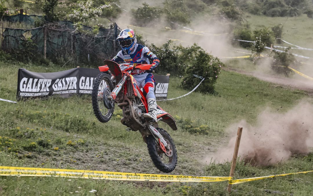 Josep García gana y es líder en solitario tras el 2º día del GP de Rumanía
