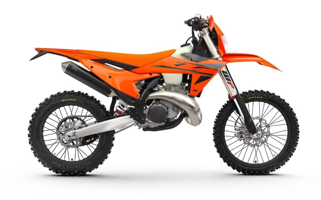 KTM presenta una refinada y optimizada gama EXC 2025