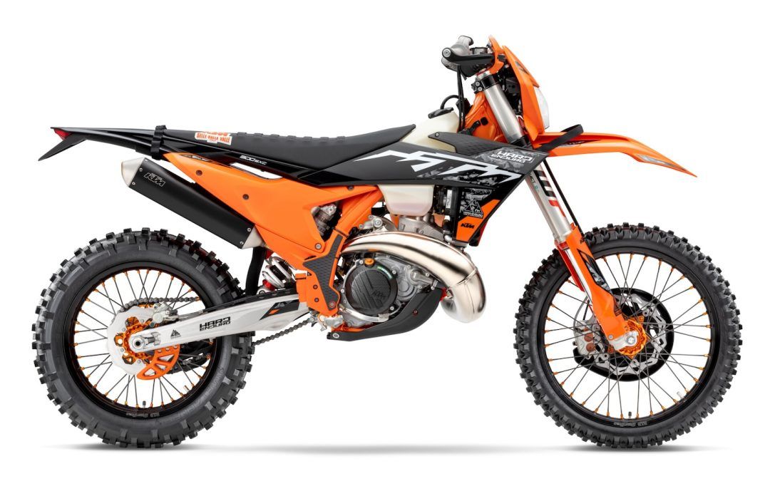 Llega la Campeona Mundial KTM 300 EXC Hardenduro 2025