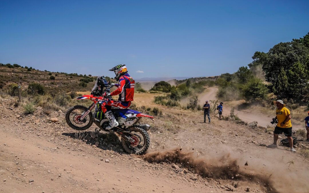 Tosha Schareina marca el ritmo en la prólogo de la Baja España Aragón 2024