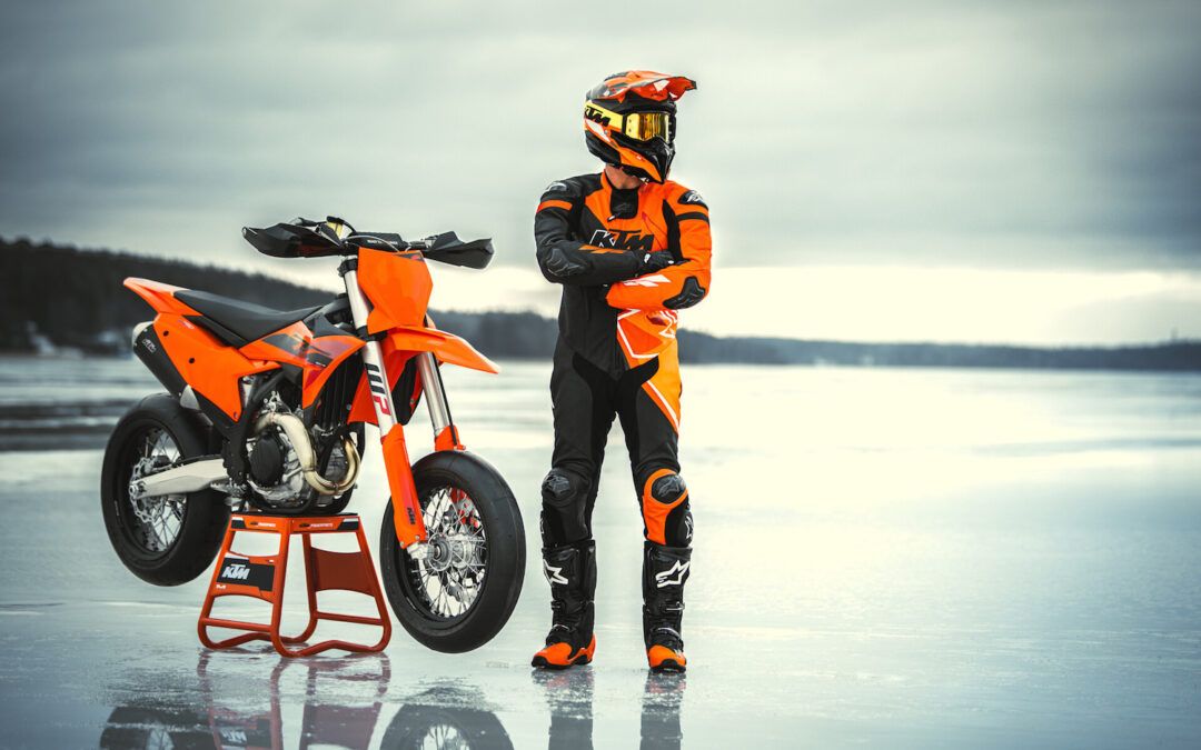 Nueva KTM 450 SMR 2025 ¡Un misil para Supermoto!