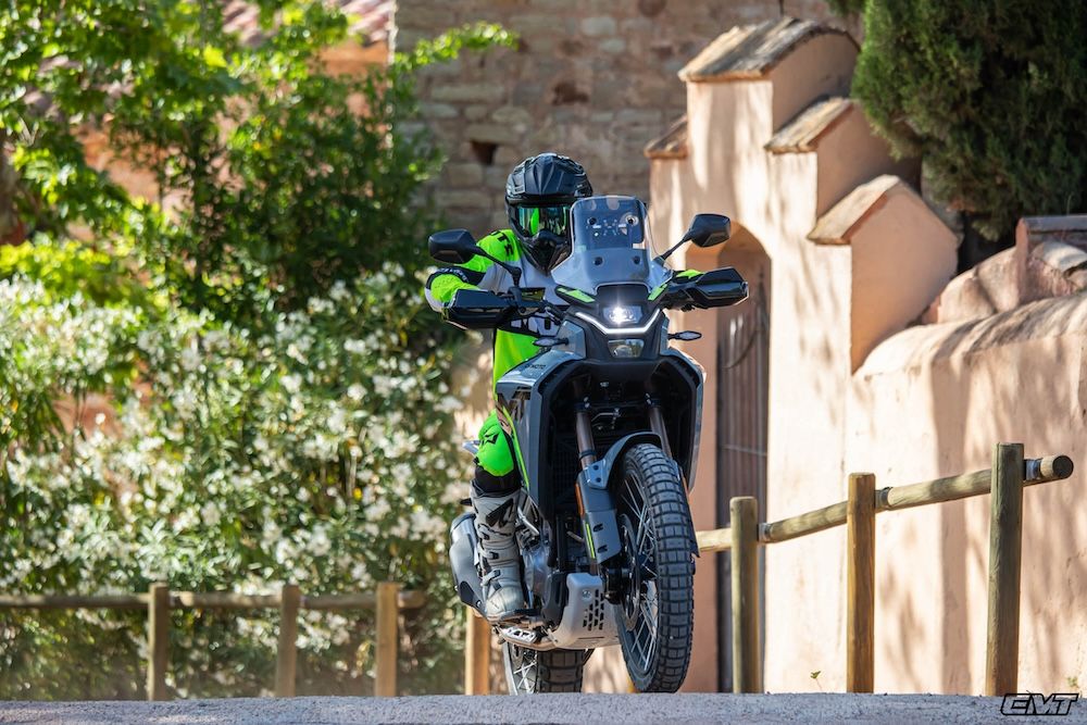 CF MOTO 450MT