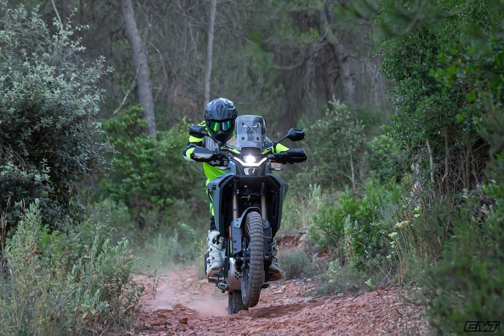 CF MOTO 450MT