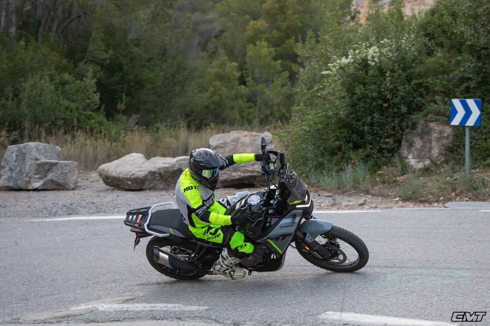 CF MOTO 450MT