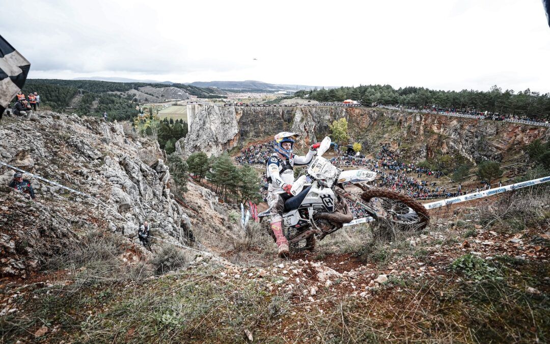 Billy Bolt se impone en 24MX Hixpania Hard Enduro y Lettenbichler gana el FIM HEWC 2024