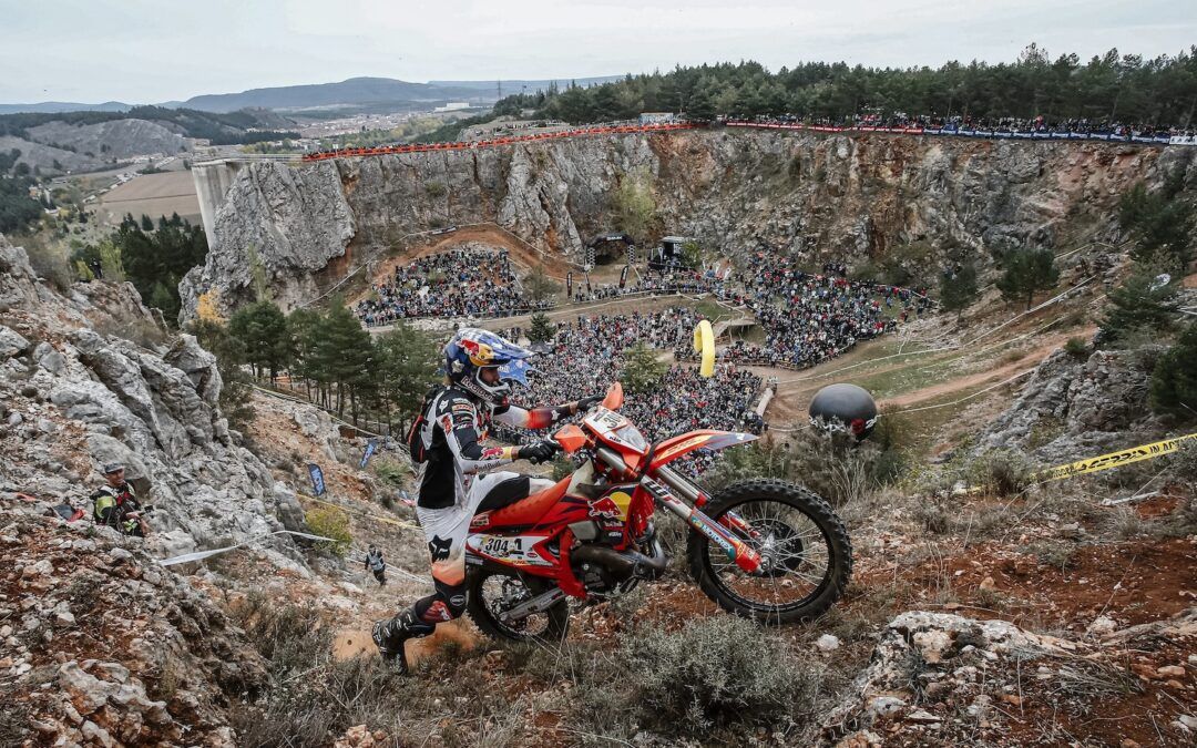El Campeonato del Mundo FIM de Hard Enduro 2024 finaliza este fin de semana en Hixpania