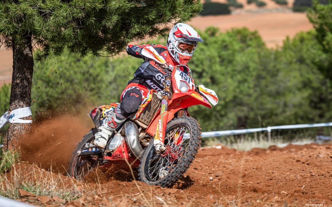Victoria de Mireia Badia en el Enduro de Cózar que ya acaricia un nuevo título