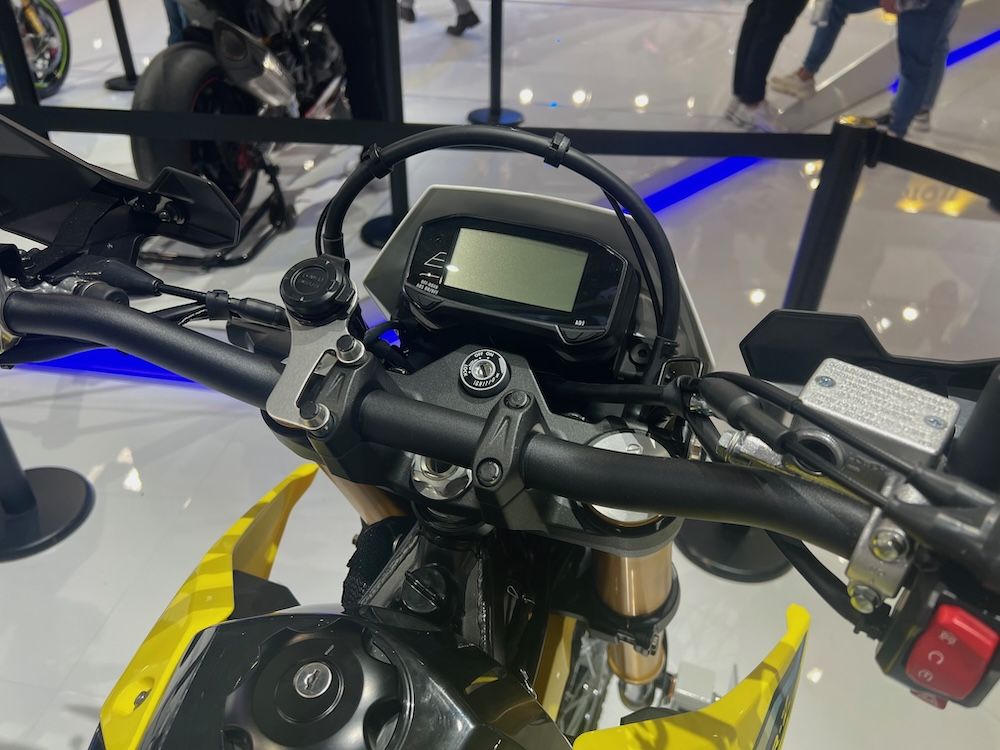 Suzuki DR-Z4S 2025