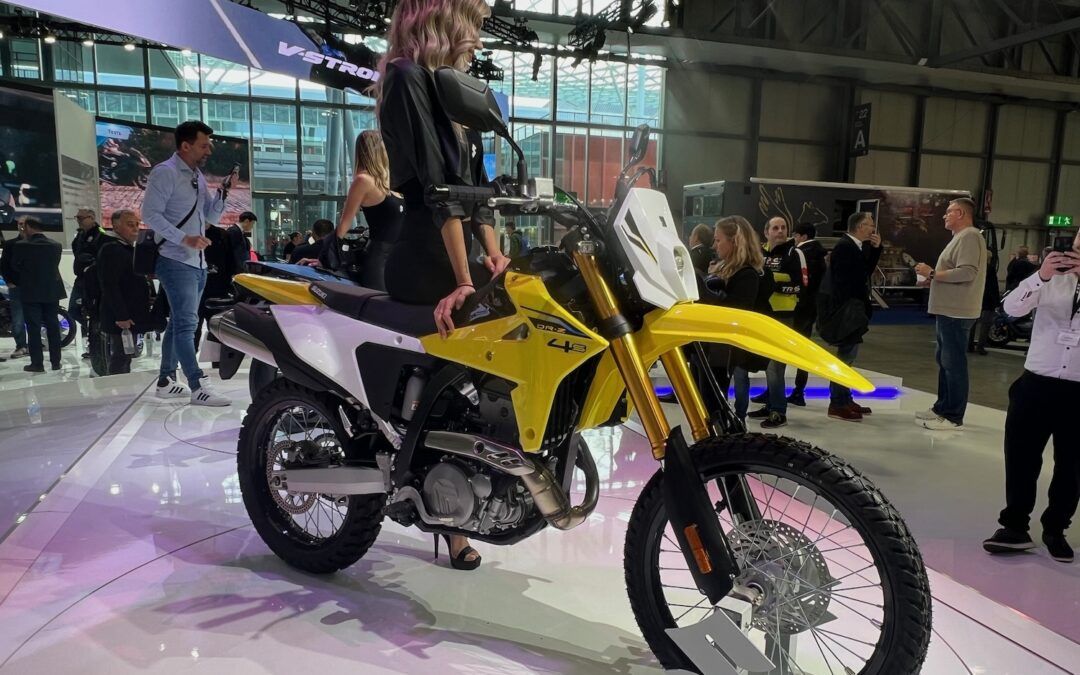 EICMA 2024: La Suzuki DR-ZS4 regresa modernizada para seducir a los aventureros más off road
