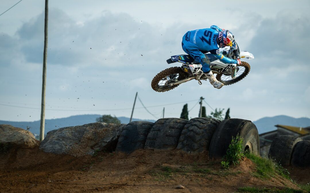 Billy Bolt listo para el asalto del SuperEnduro 2025