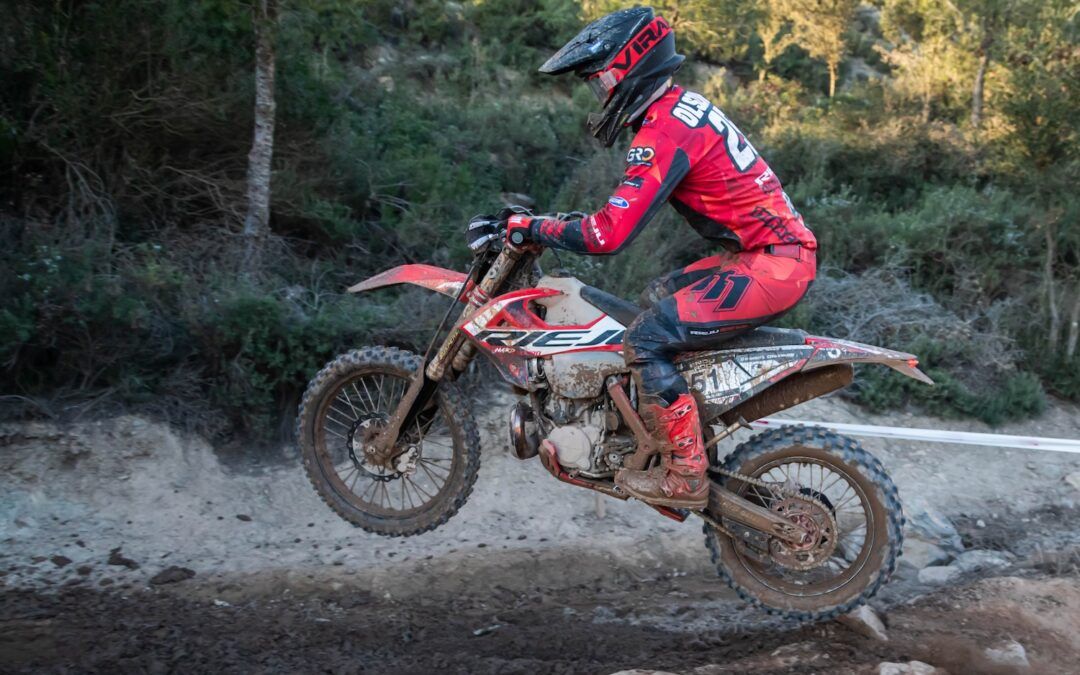 Grandes resultados para el Rieju Factory Team en el EnduRoc 2024