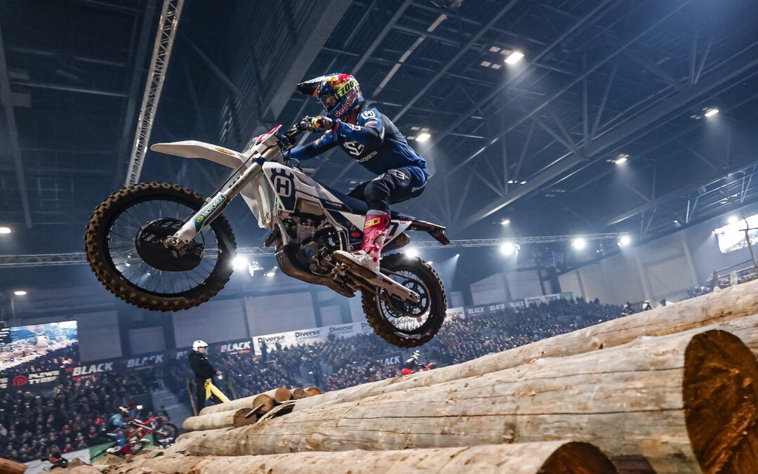 Billy Bolt sigue dominando a sus rivales en el GP de Alemania de SuperEnduro