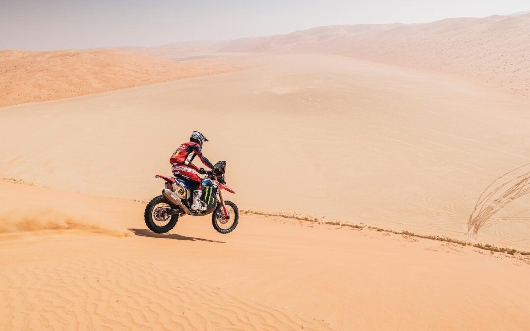 Tosha Schareina gana la etapa 11 del Dakar, pero Sanders ya acaricia la victoria