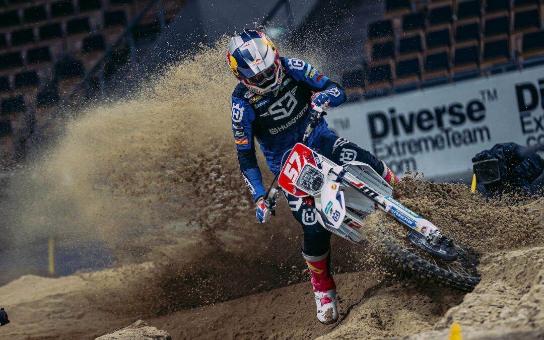 Victoria de Bolt y podio para los hermanos Brightmore en el GP de Polonia de SuperEnduro