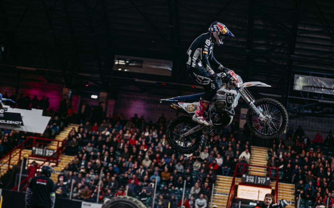Fantástico quinto Título Mundial FIM de SuperEnduro para Billy Bolt