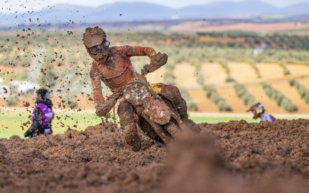 Tim Gasjer sorprende en un complicado MXGP de Castilla La Mancha