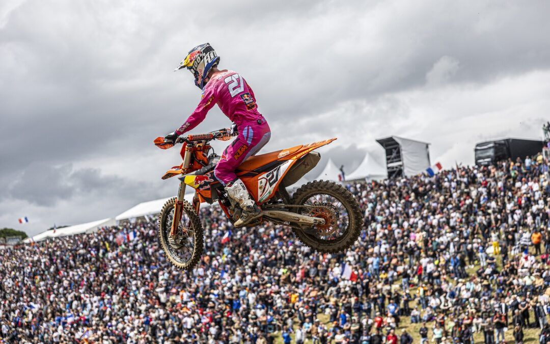 Simon Läengenfelder nuevo líder después de arrasar en el GP de Francia de MX2