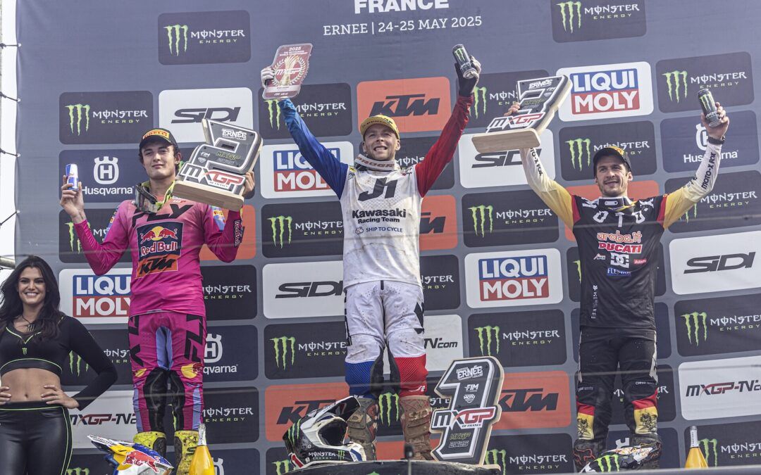 Romain Febvre deleita a la afición consiguiendo el triunfo del MXGP de Francia