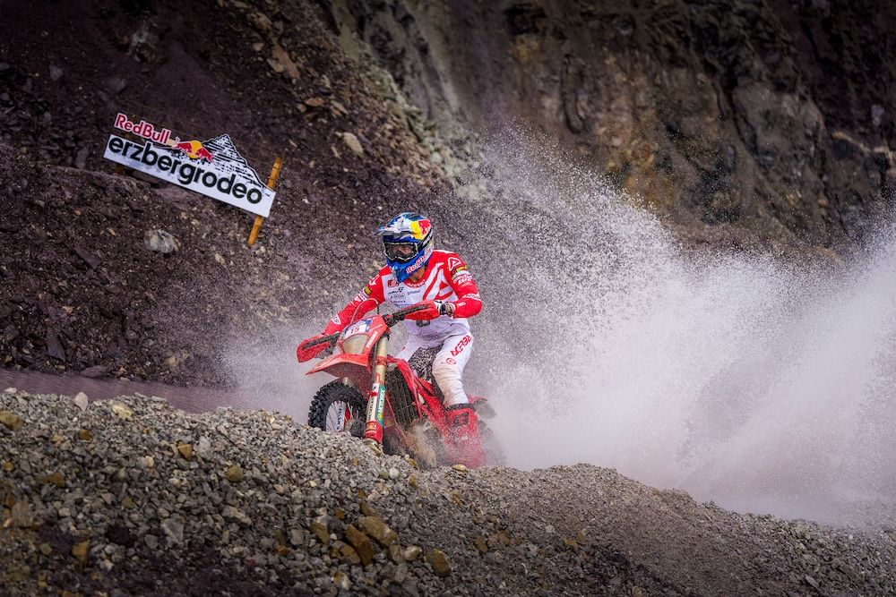 Andrea Verona RedBull Content Pool©