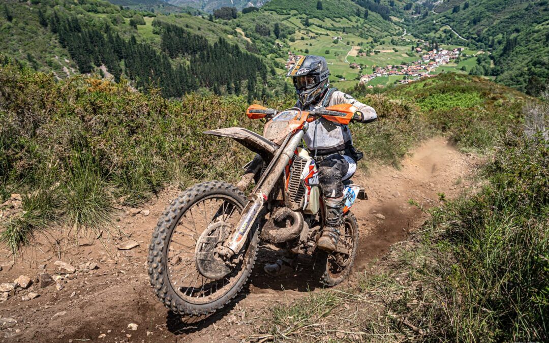 La COPA TT 4 Estaciones celebró la 15ª edición del Raid Enduro de Tineo-Tuña