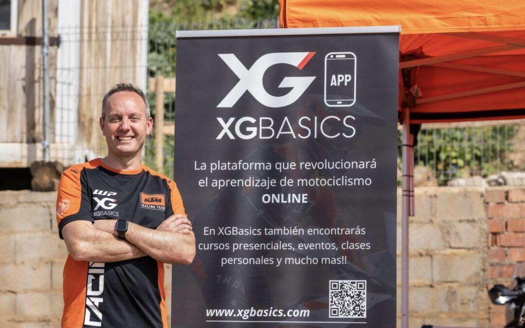 Mejora tu dominio de la moto de la mano de KTM y Xavi Galindo