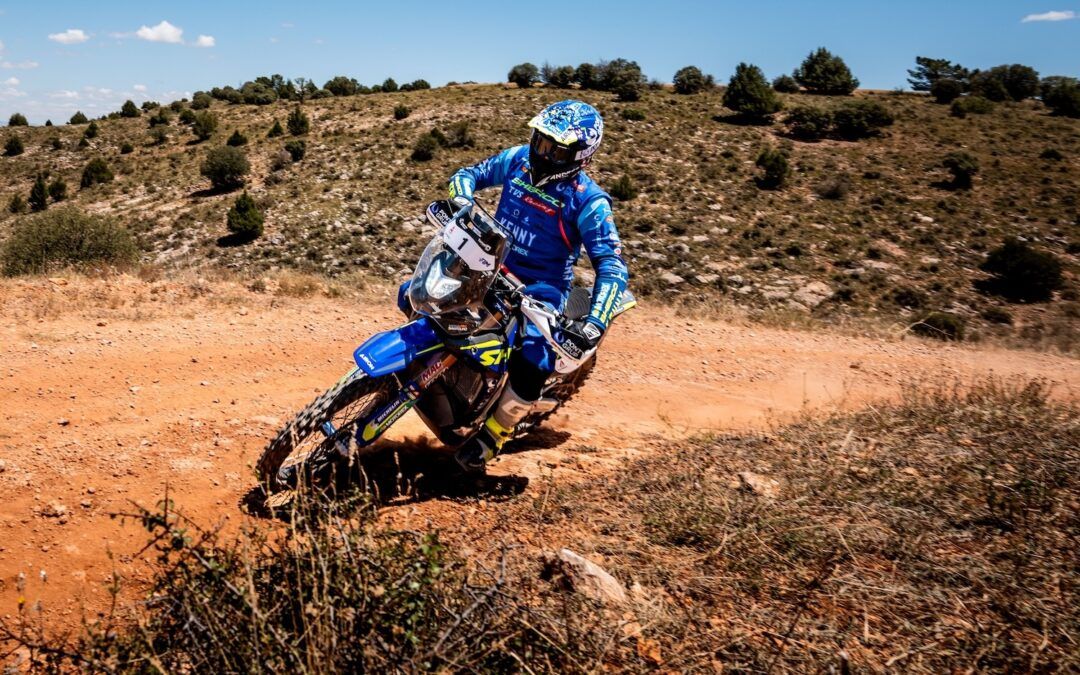 Lorenzo Santolino domina en la 1ª etapa de la Baja España Aragón