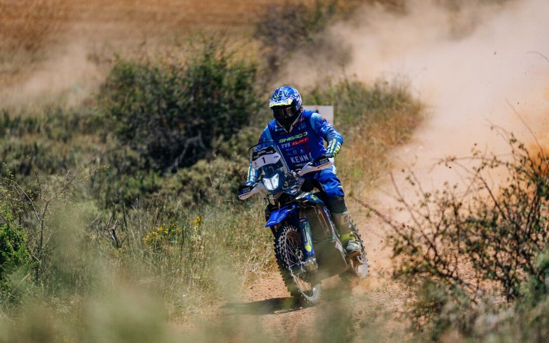 Lorenzo Santolino gana la etapa prólogo de la Baja España Aragón