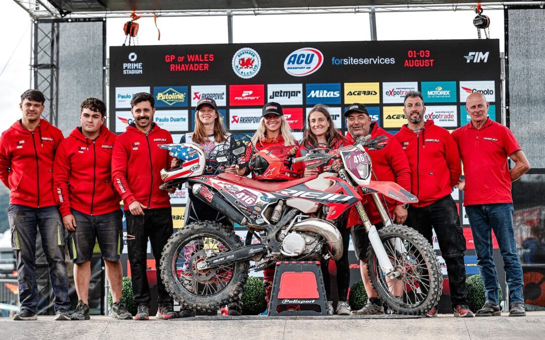 Rosie Rowett del Rieju Factory Team consigue su primer doblete en EnduroGP