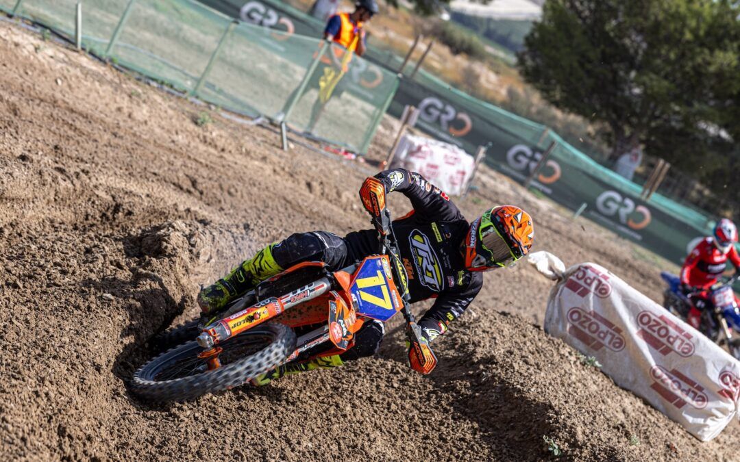 Butrón y Oliver recortan distancias en el MX de Alhama