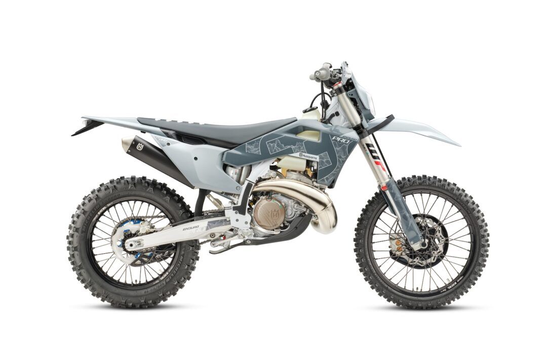 Husqvarna Mobility muestra sus modelos más racing TE 300 y FE 350 Enduro PRO MY26